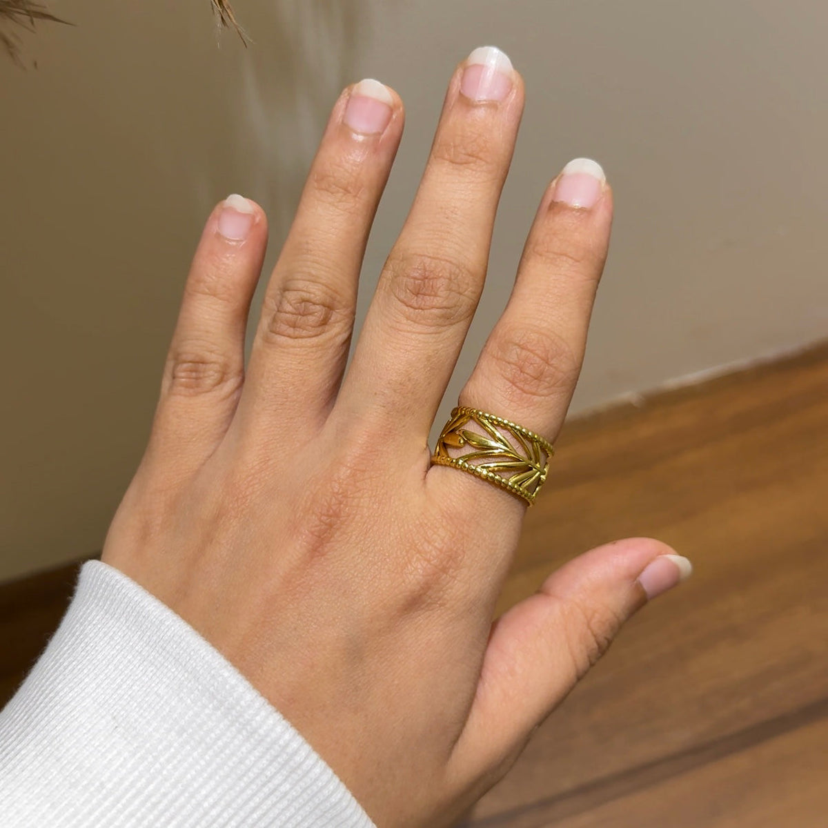 Weave Aura Ring