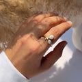 Stem ring white