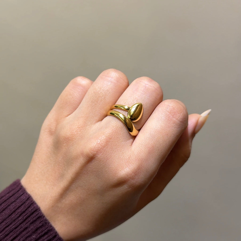 Wavy Raindrop Ring