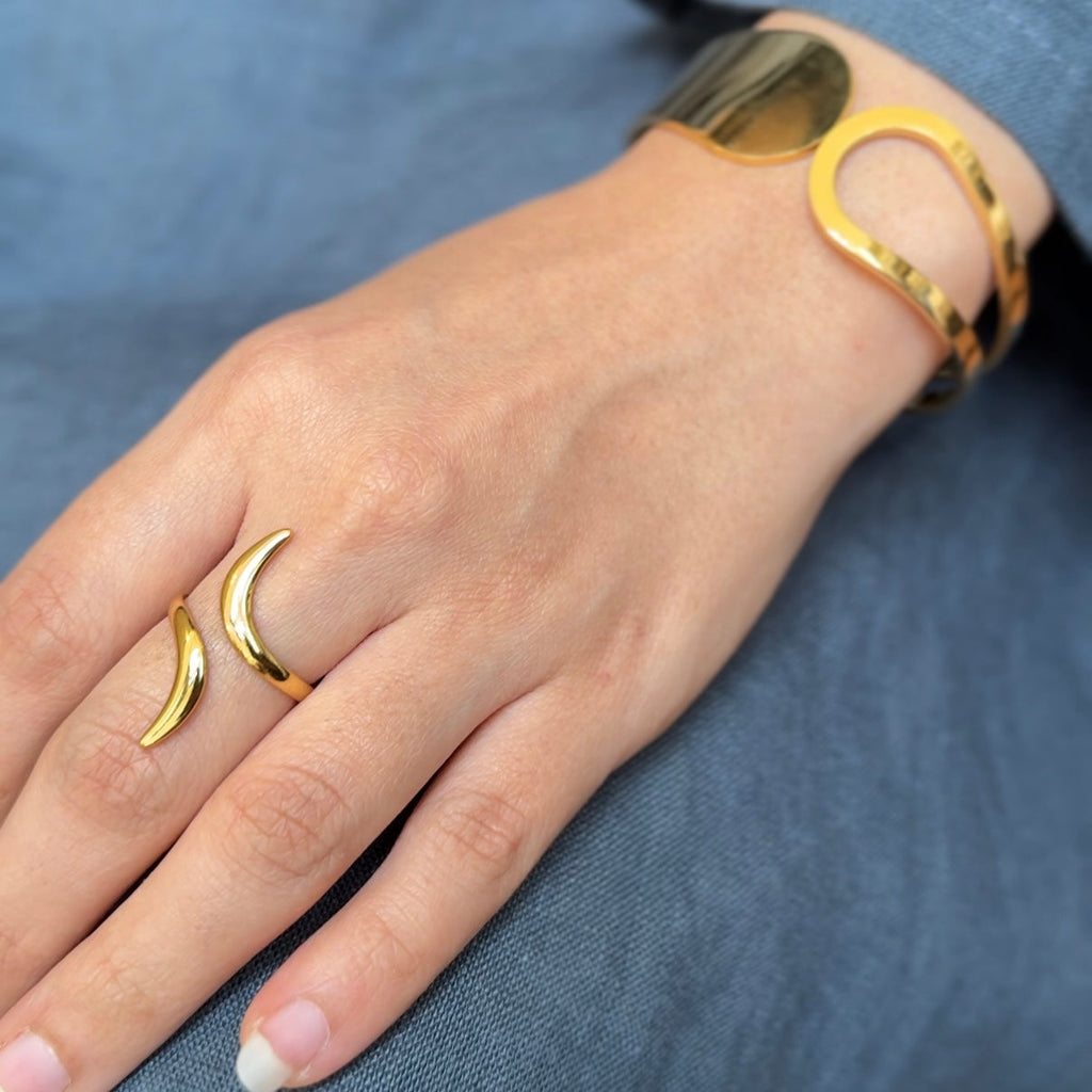 Open cut ring