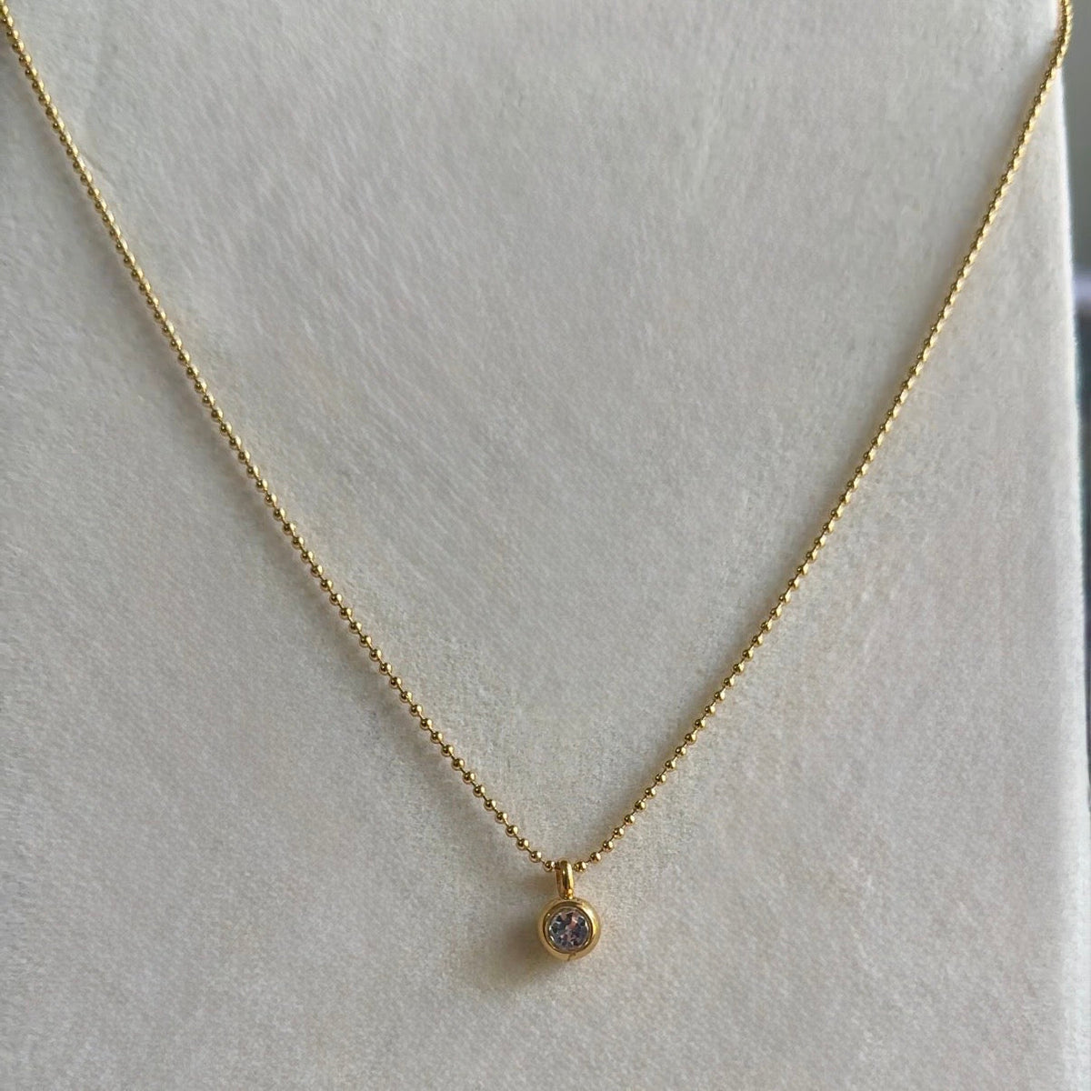 Amour Necklace