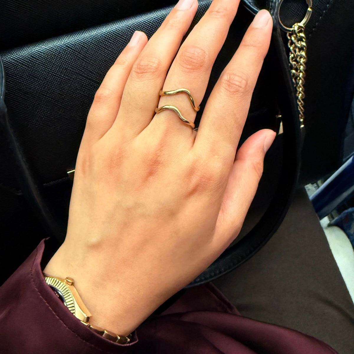 Curve Ring