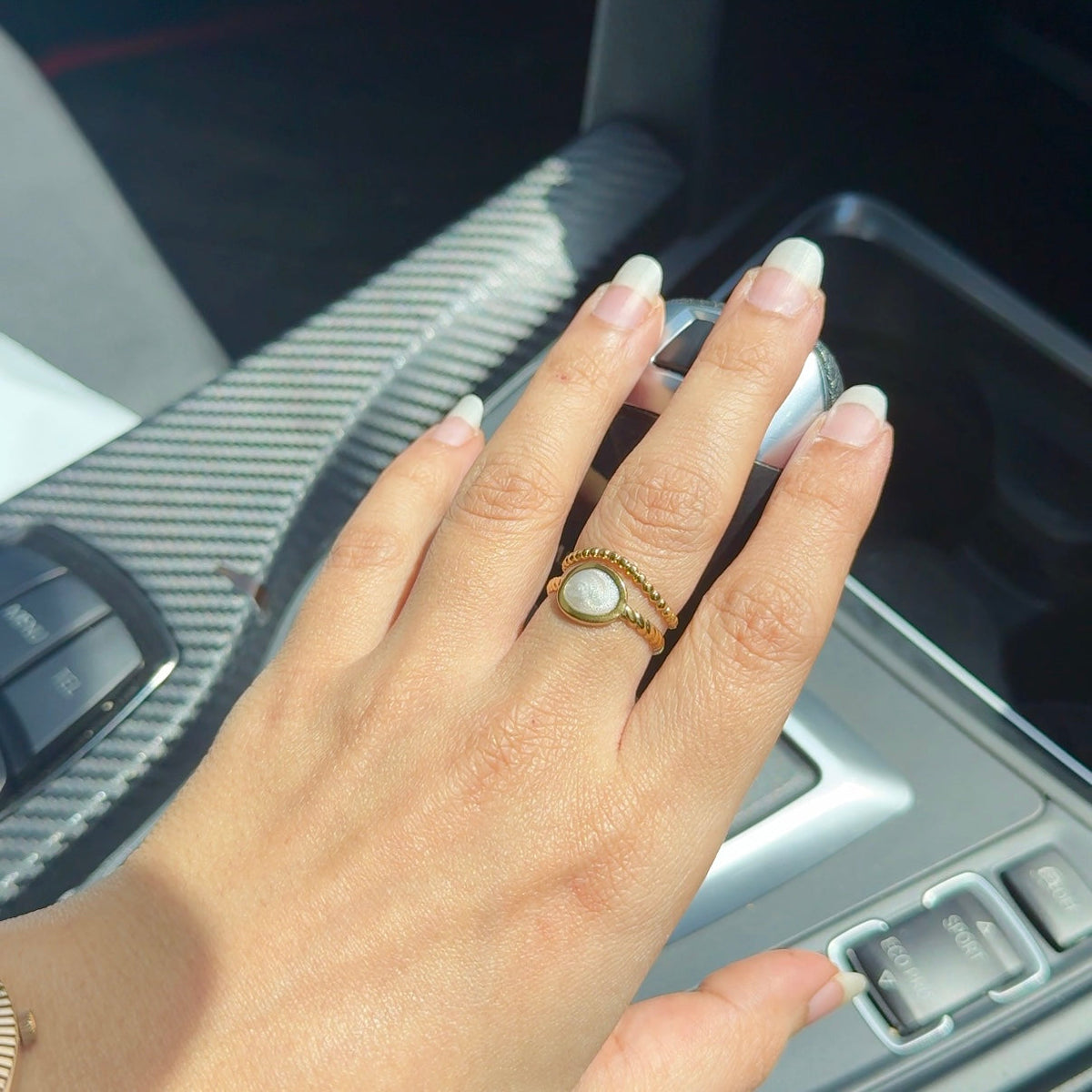 Amity stack ring