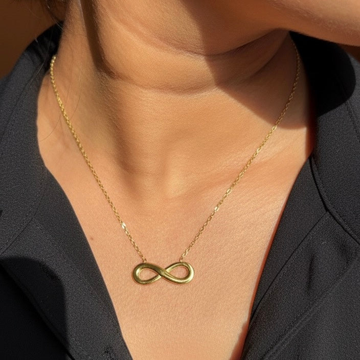 Endless Love necklace