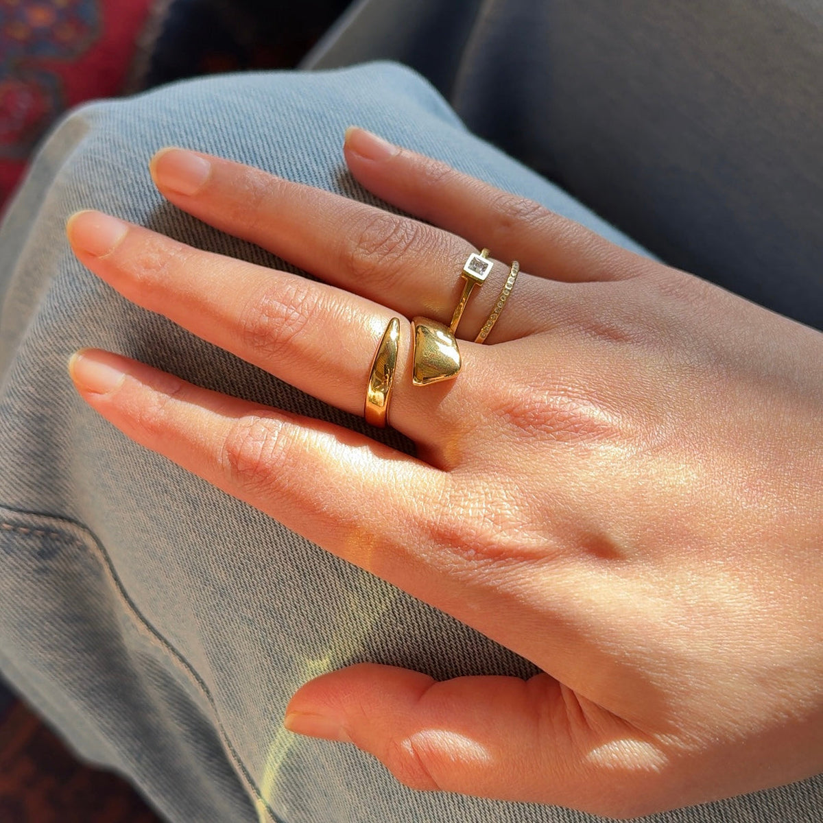 Apex ring