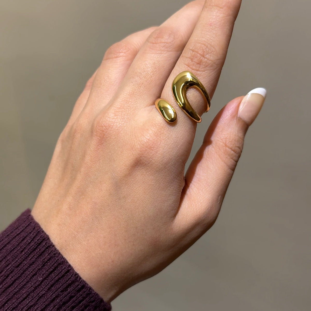 Loop ring