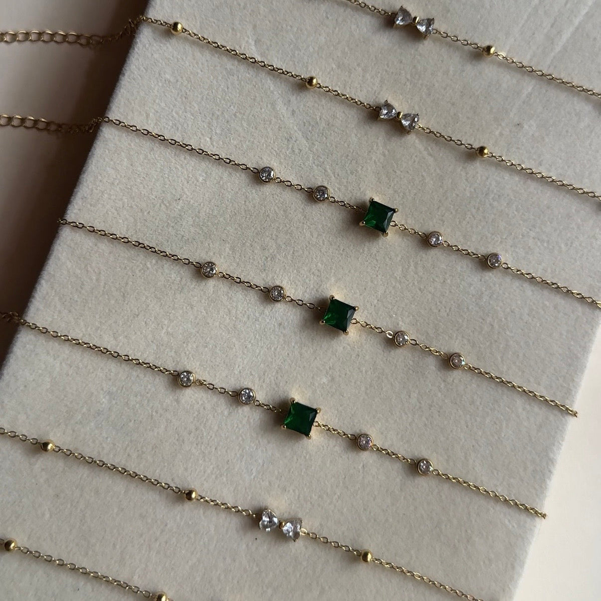 Emerald stone bracelet