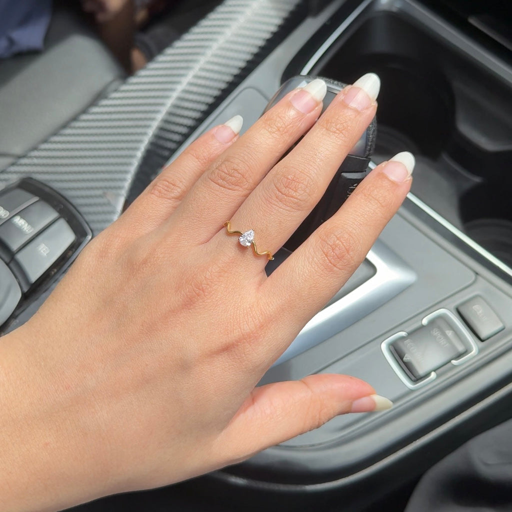 Stella Wave ring