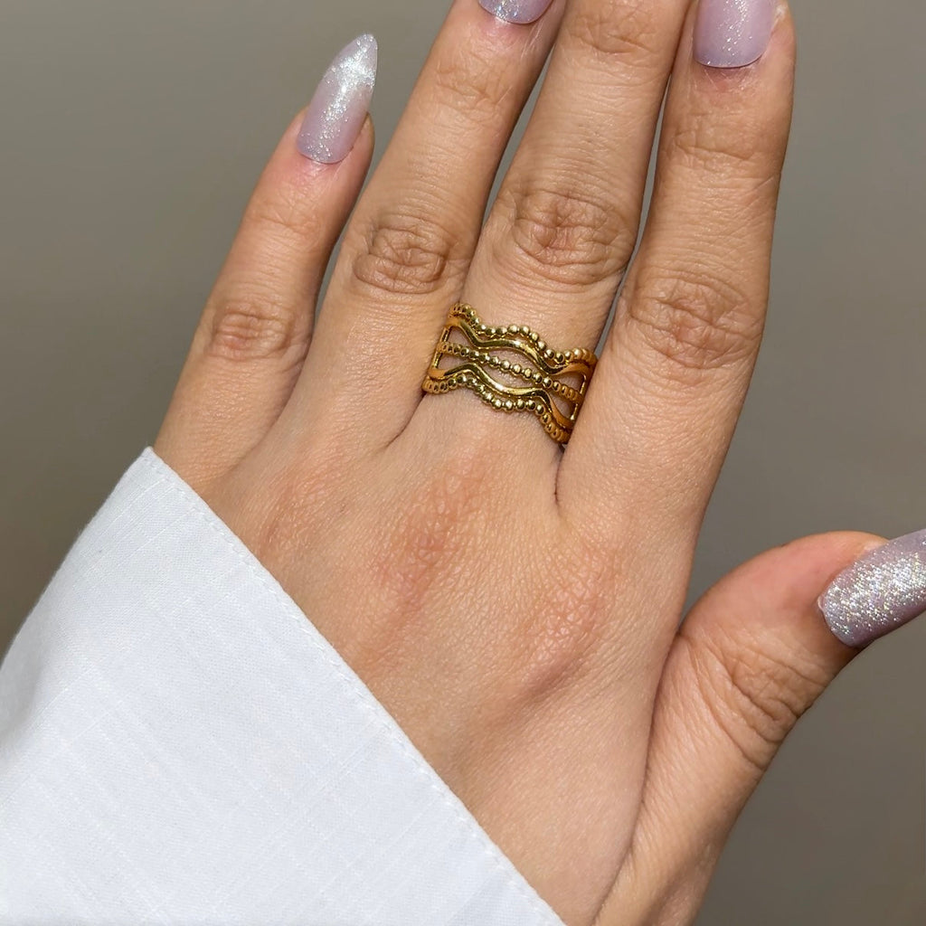 Aura wavelet Ring