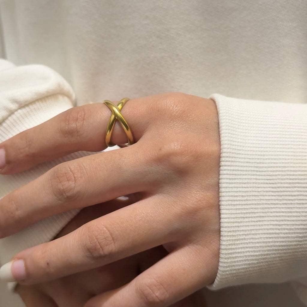 Crux ring