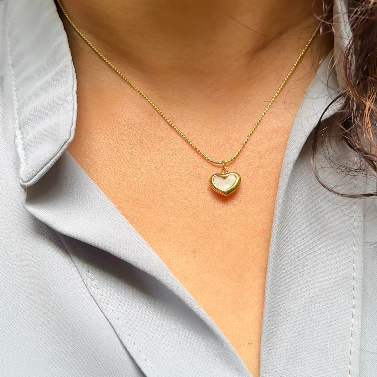 Mini heart necklace