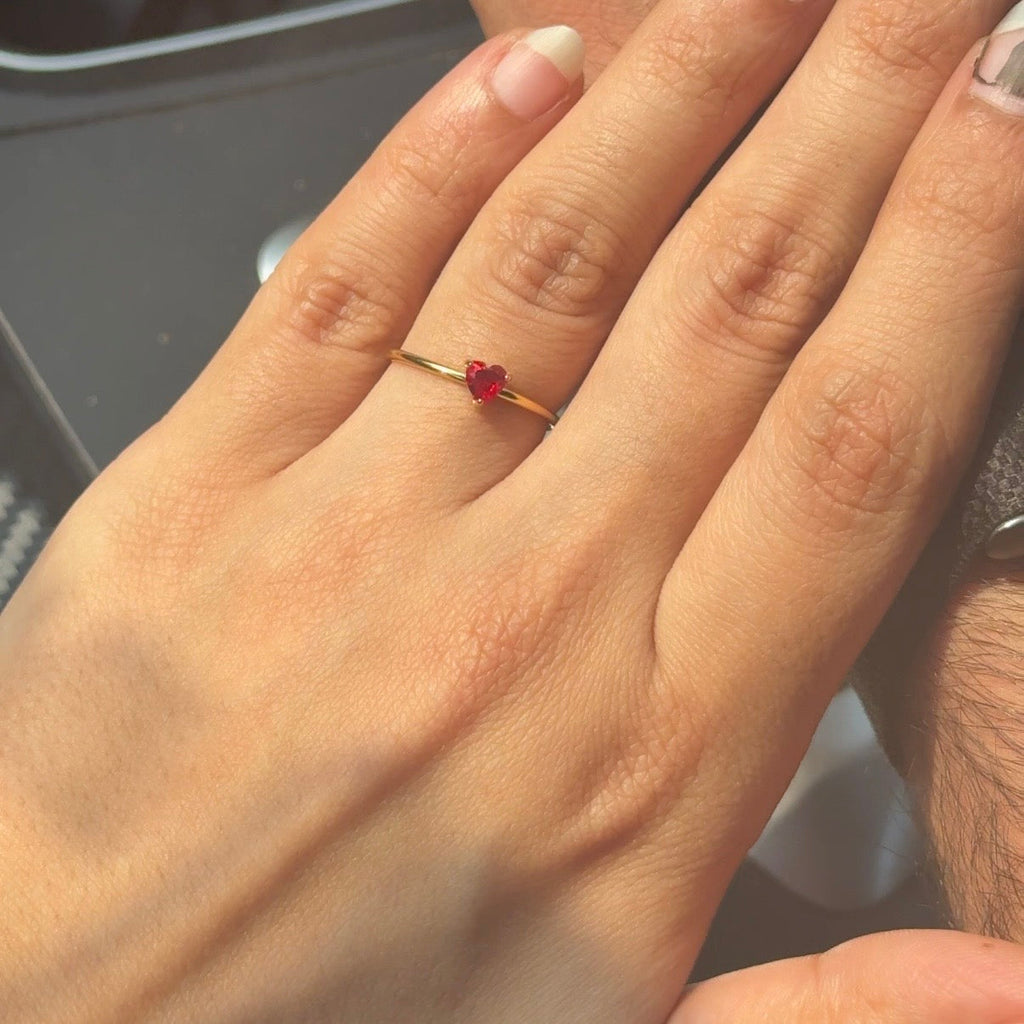 Minimal hearts ring