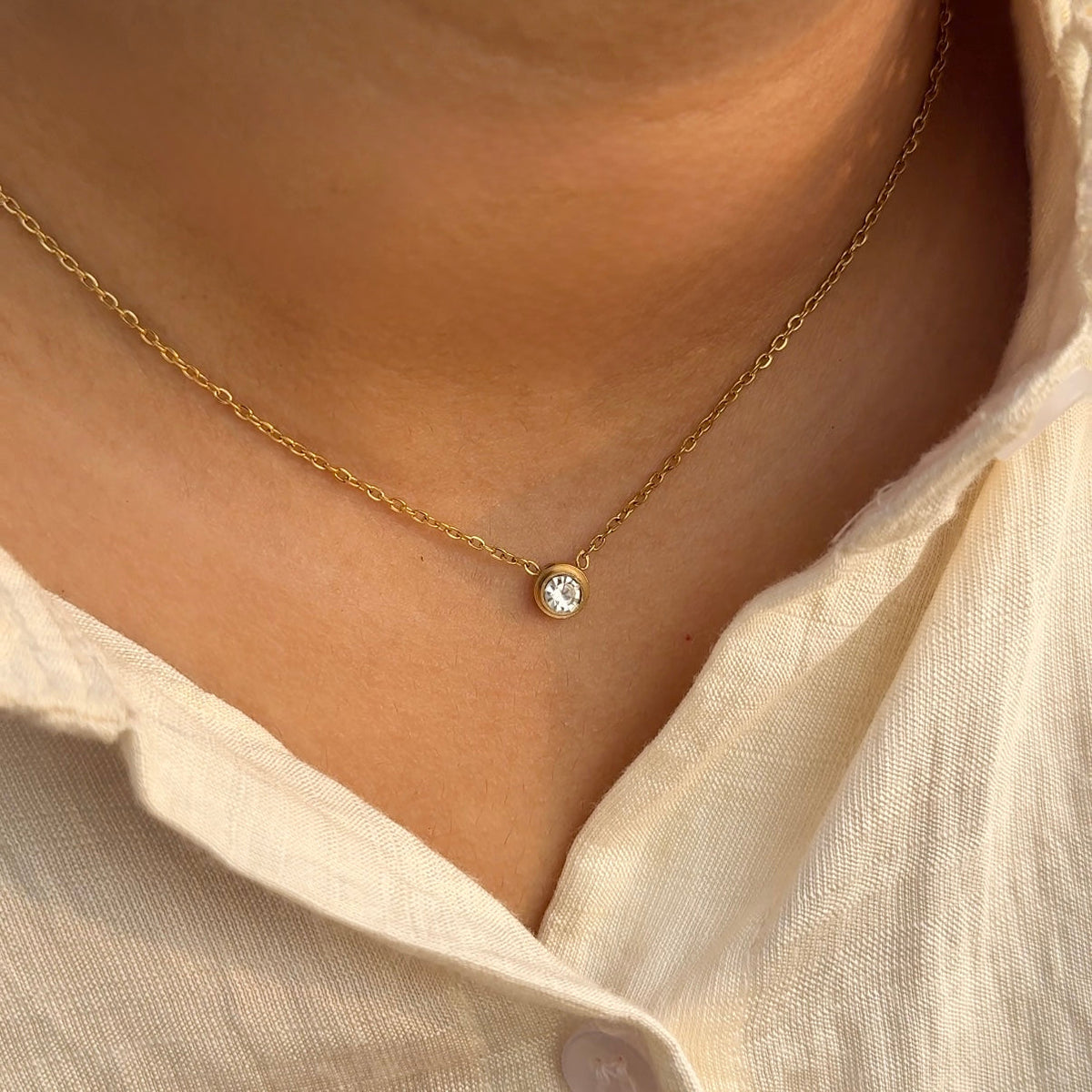 Luna Mini Necklace
