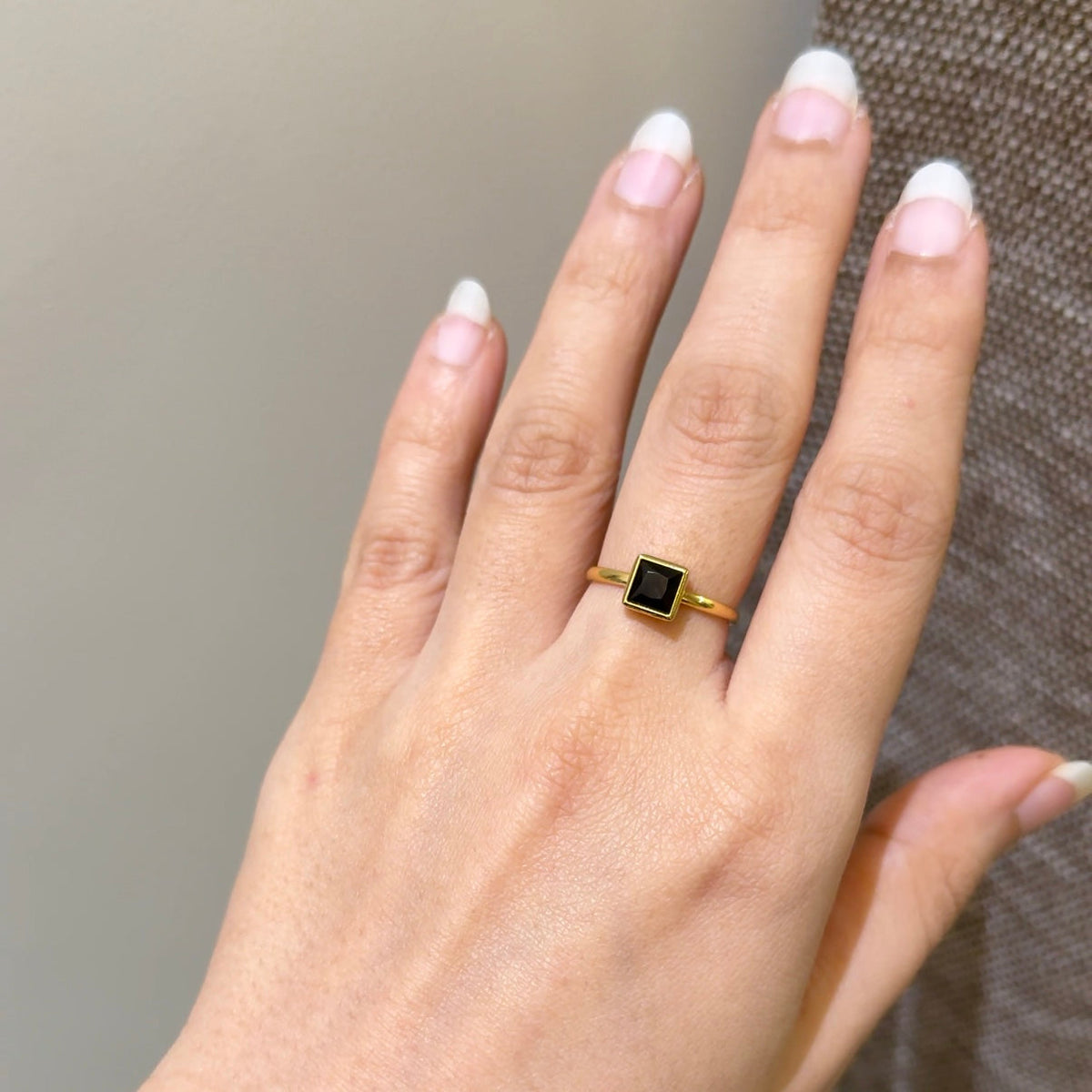 Black stone ring