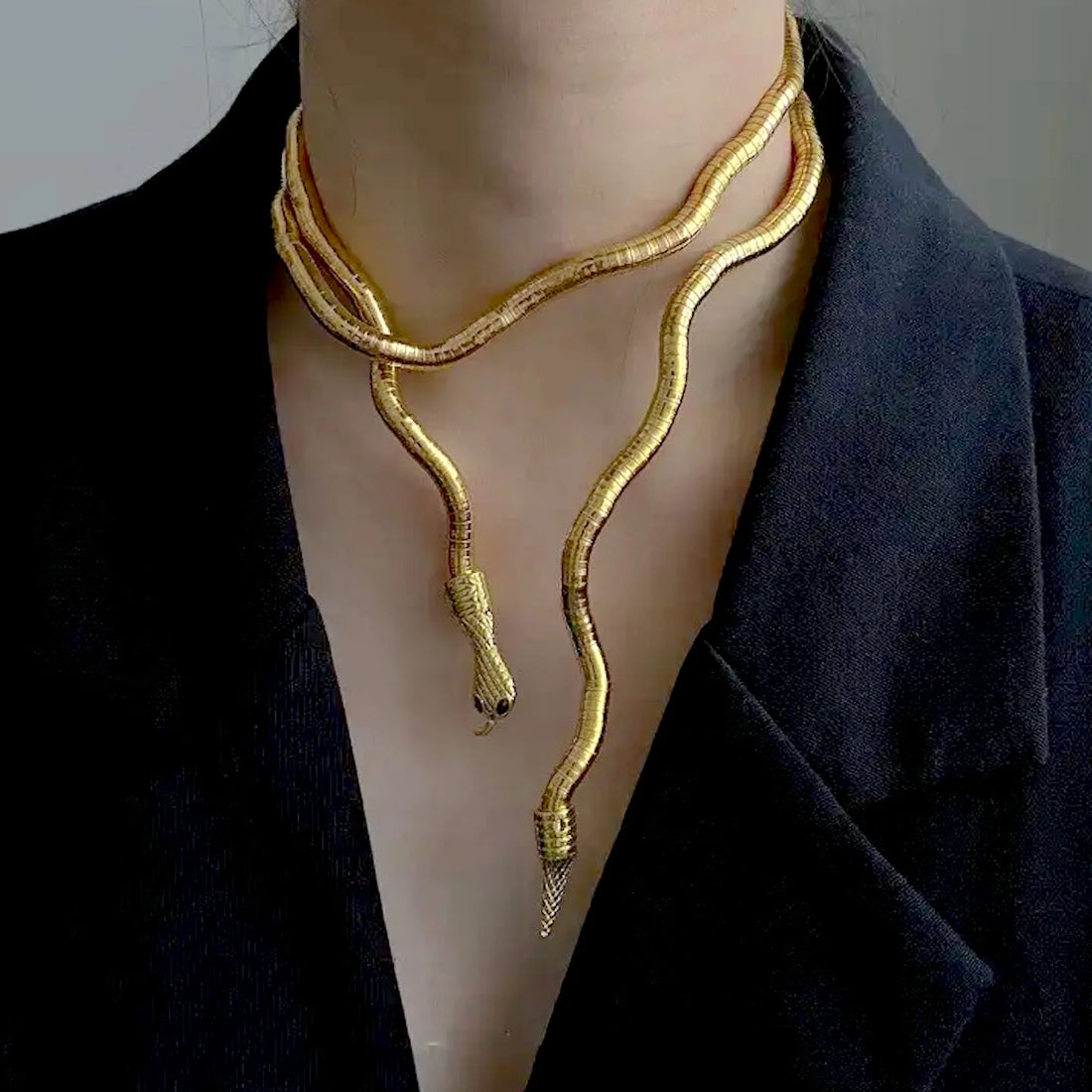 Multi - Style Snake Blended Choker
