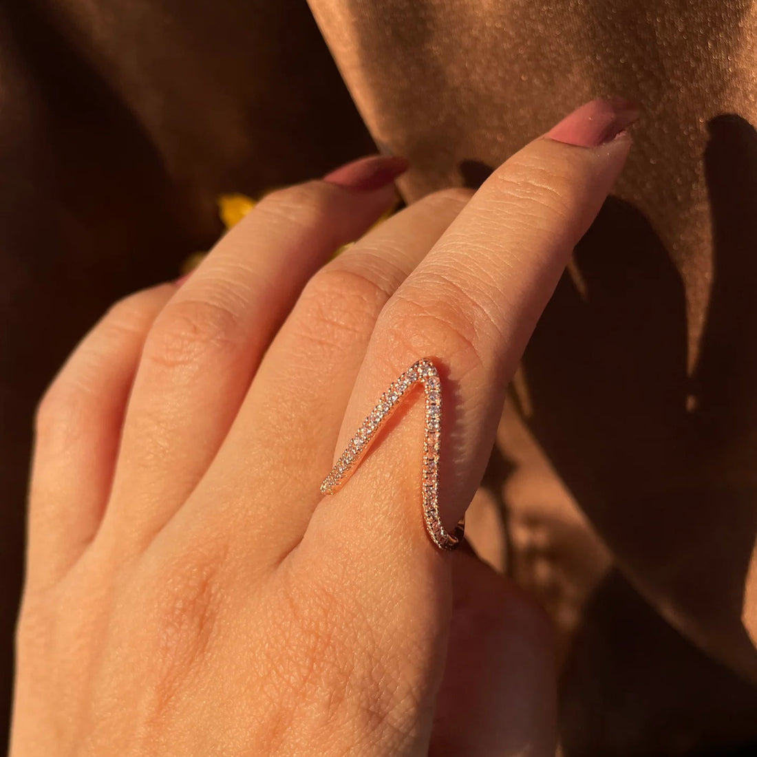 Twis Diamond Ring